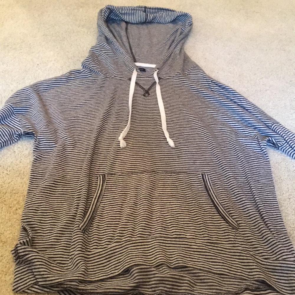 Long sleeve hoodie